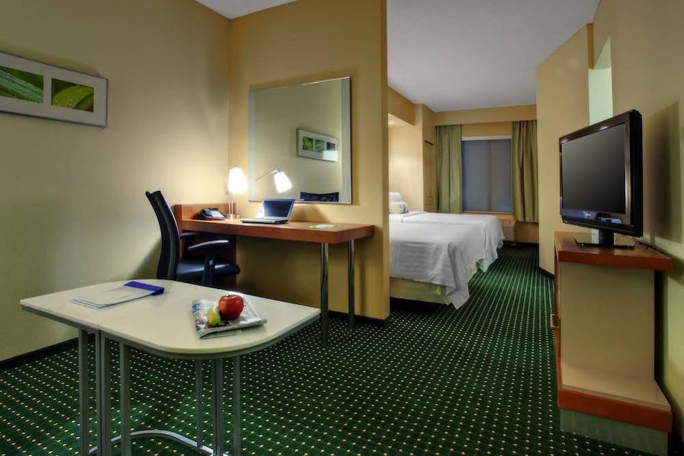 Springhill Suites By Marriott Baton Rouge North / Airport Extérieur photo