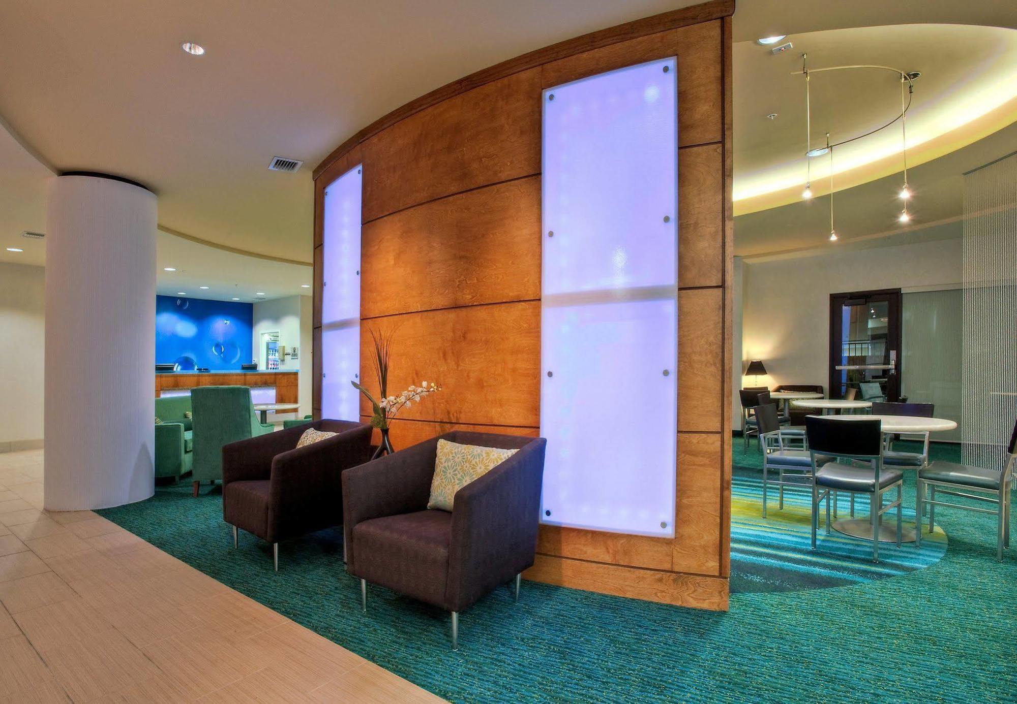 Springhill Suites By Marriott Baton Rouge North / Airport Extérieur photo