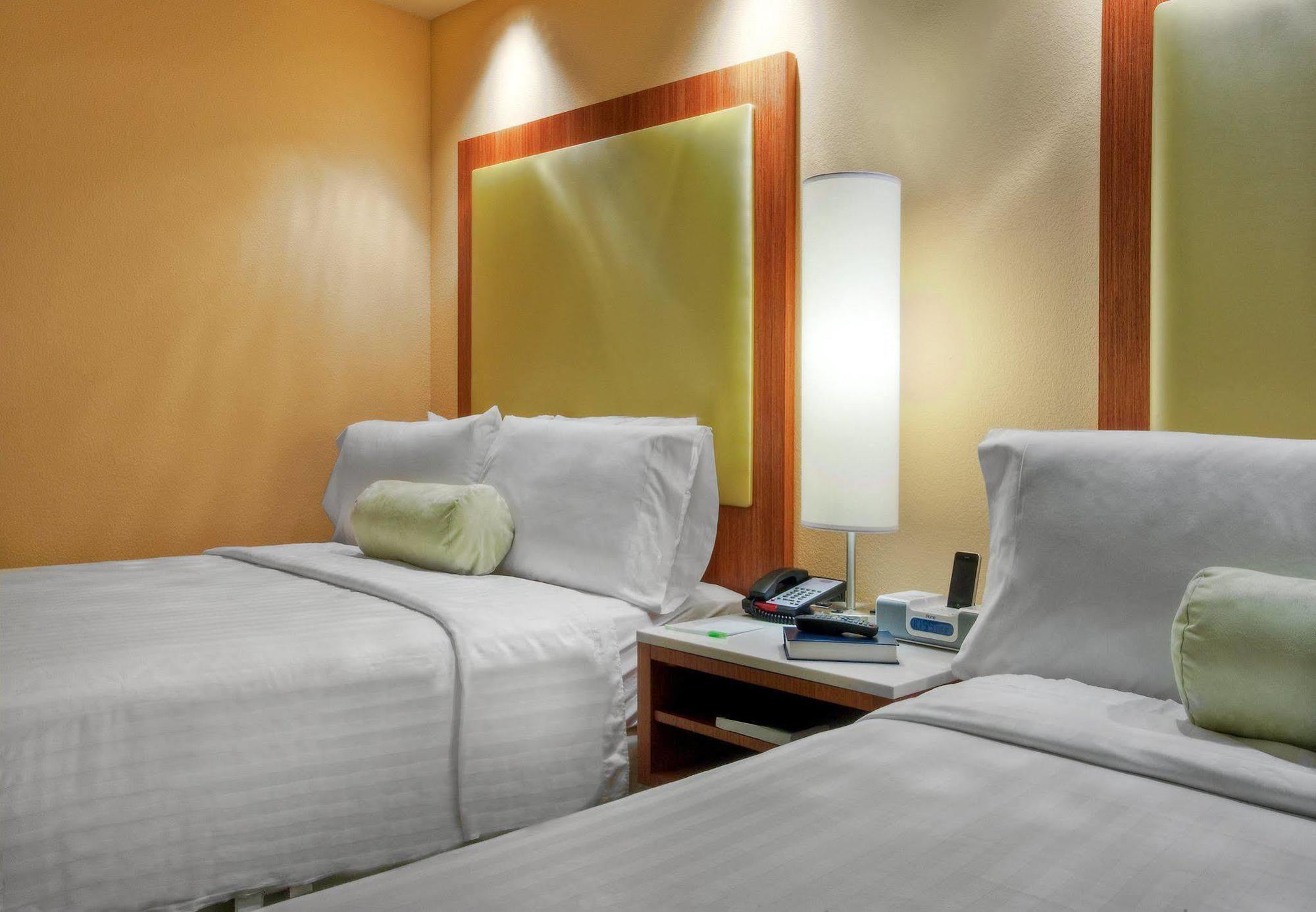 Springhill Suites By Marriott Baton Rouge North / Airport Extérieur photo